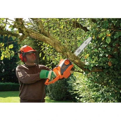 Black+Decker Elektro-Kettensäge CS2040 2.000 W 40 cm Schwertlänge Black & Decker Black+Decker Elektro-Kettensäge CS2040 2.000 W 40 Cm Schwertlänge -Gartengerätegeschäft 185946 2012 2