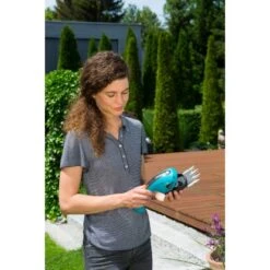 Gardena Akku-Gras- Und Strauchschere Set ClassicCut Li 8 Gardena Akku-Gras- Und Strauchschere Set ClassicCut Li -Gartengerätegeschäft 4078500042512 3050 9