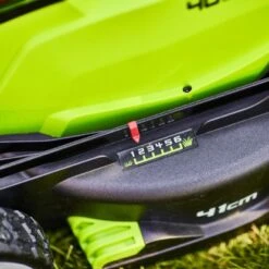 Greenworks Akku-Rasenmäher G40LM41K4 KIT 40V -Gartengerätegeschäft 6952909025865 2705 CU 01