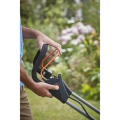 Black & Decker Black+Decker Akku-Rasenmäher 36 V/2x 2,5 Ah 38 Cm BCMW3336L2 -Gartengerätegeschäft 838013 2012 838013 F890